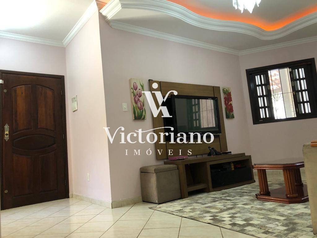 Casa à venda com 4 quartos, 175m² - Foto 4