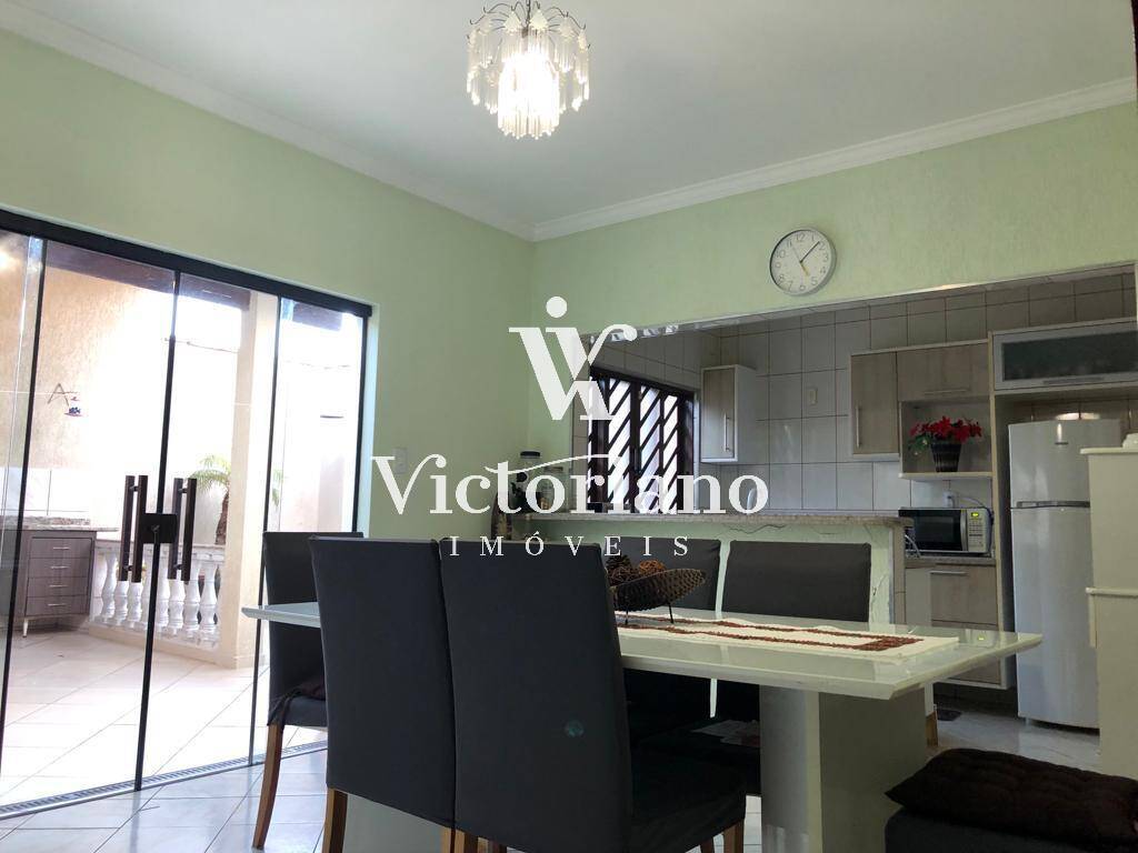 Casa à venda com 4 quartos, 175m² - Foto 10