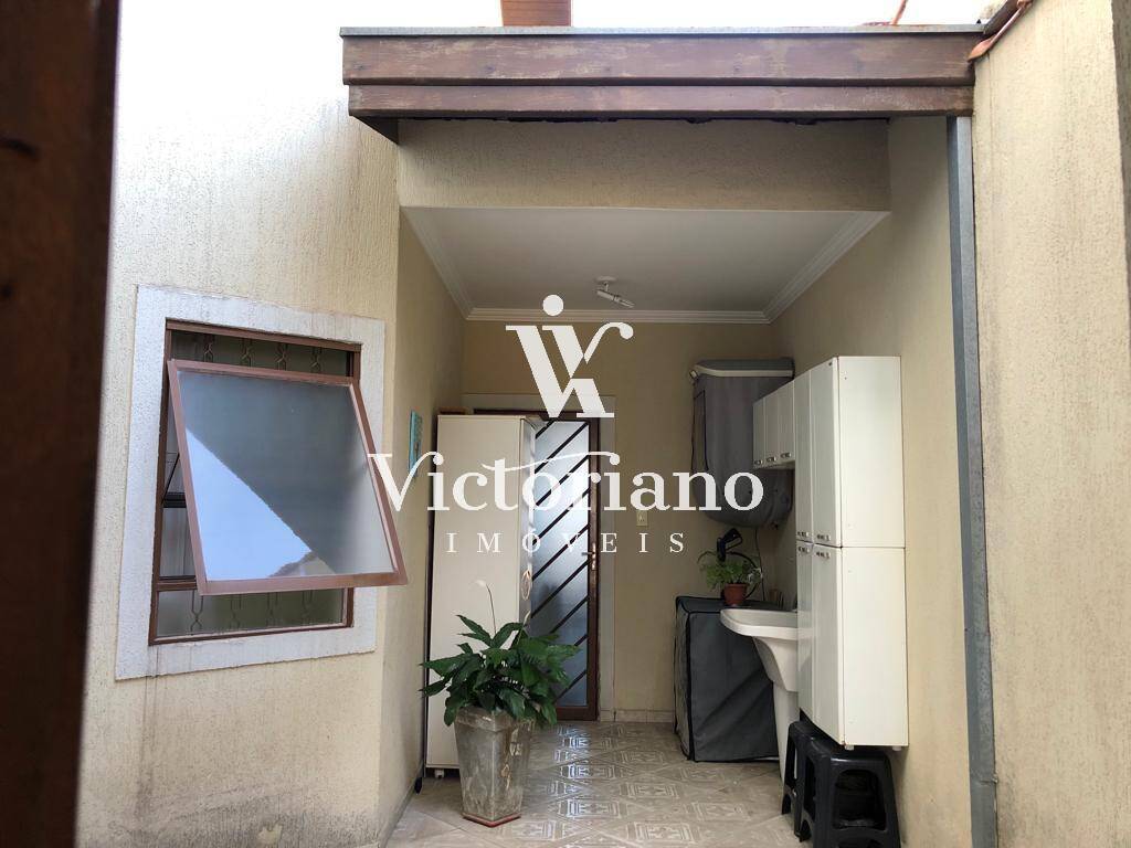 Casa à venda com 4 quartos, 175m² - Foto 14