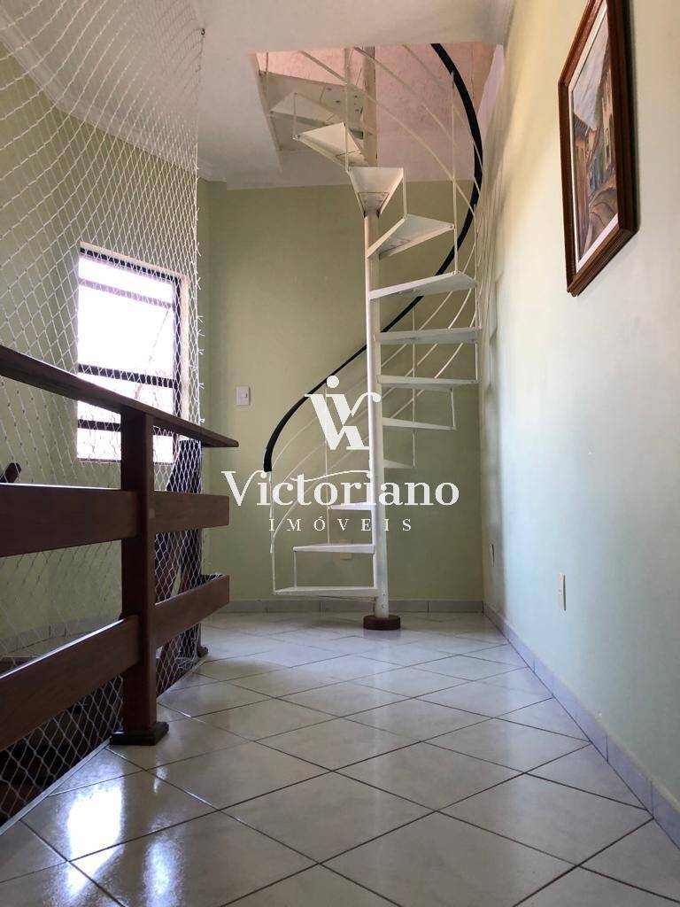 Casa à venda com 4 quartos, 175m² - Foto 30