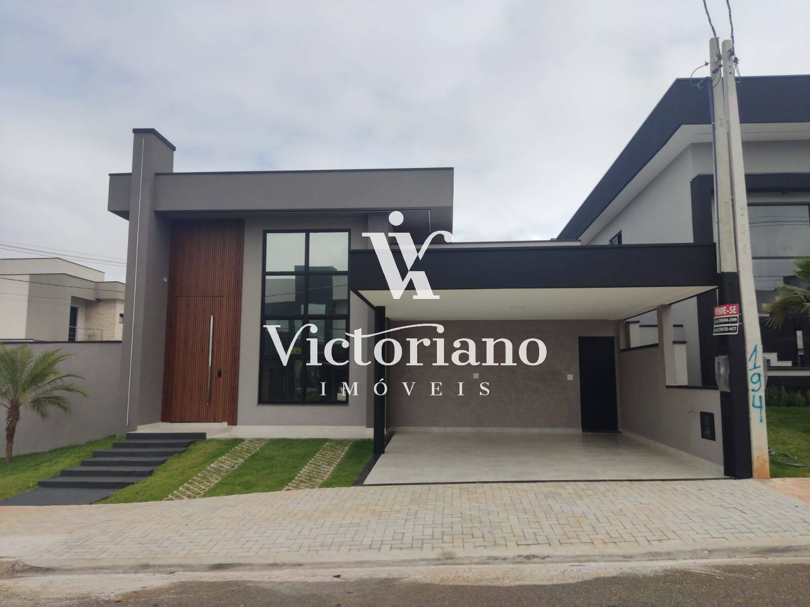 Casa de Condomínio à venda com 3 quartos, 142m² - Foto 1