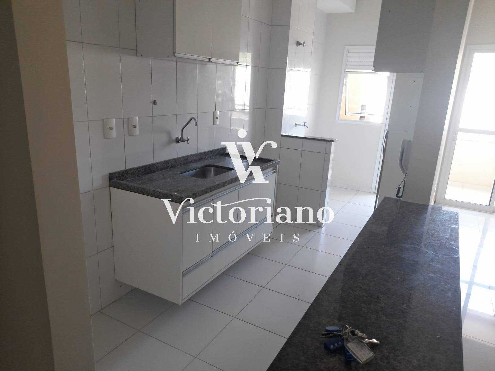 Apartamento à venda com 2 quartos, 63m² - Foto 1