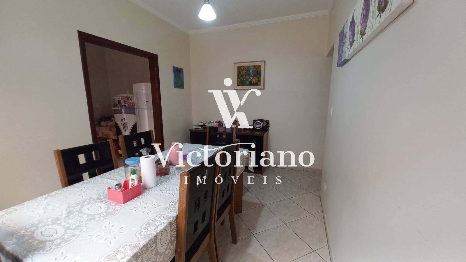 Casa à venda com 3 quartos, 150m² - Foto 8