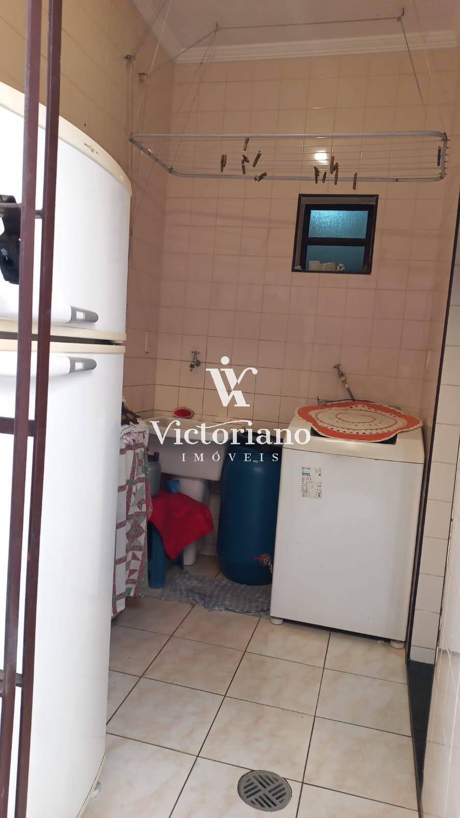 Casa à venda com 3 quartos, 150m² - Foto 11