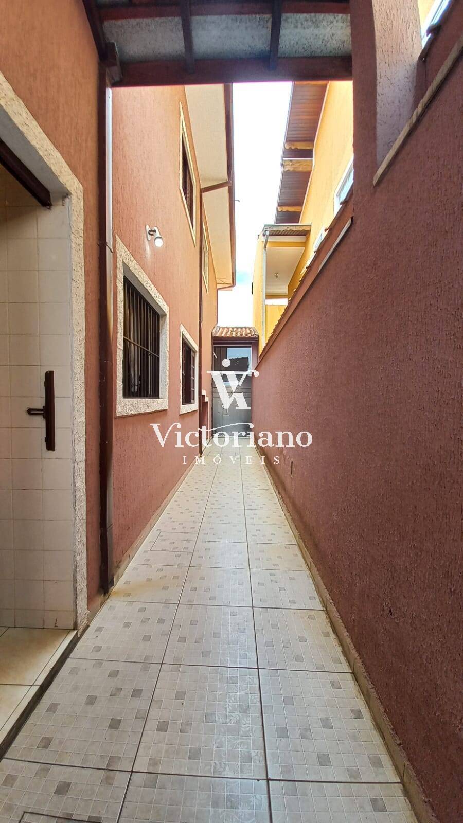 Casa à venda com 3 quartos, 150m² - Foto 25