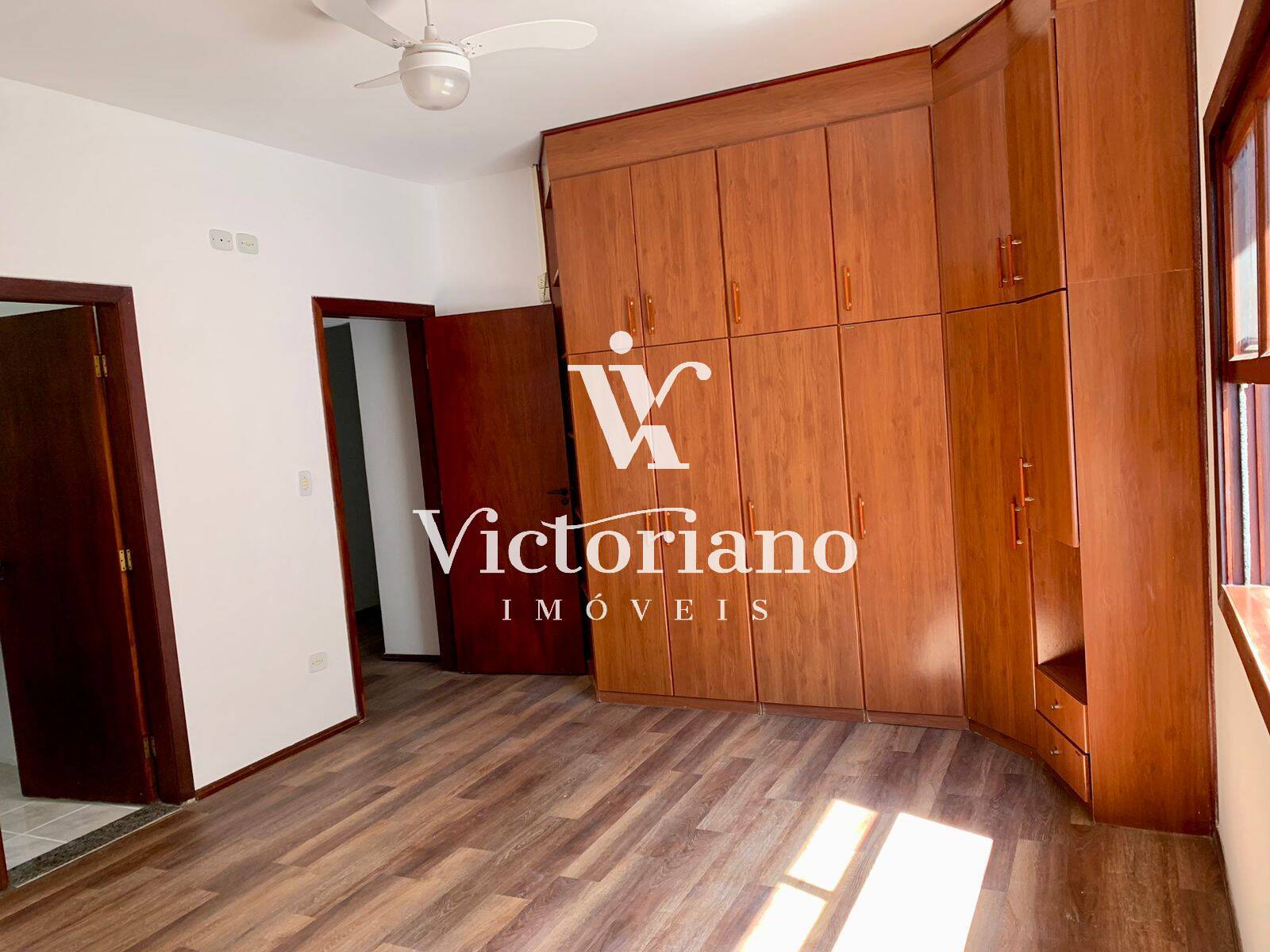 Casa de Condomínio à venda com 3 quartos, 210m² - Foto 17