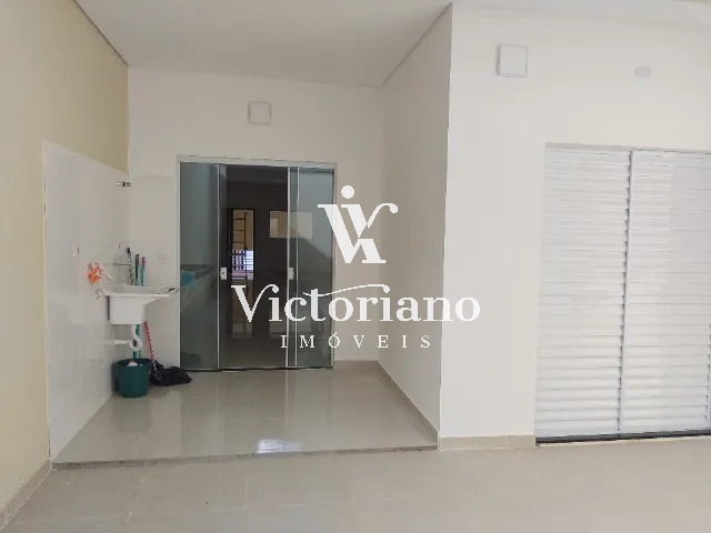 Casa à venda e aluguel com 3 quartos, 175m² - Foto 12