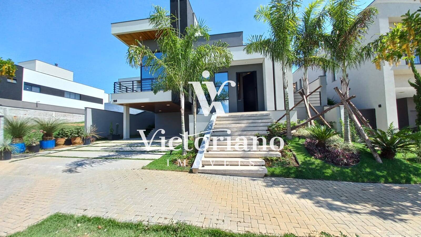 Casa de Condomínio à venda com 3 quartos, 290m² - Foto 2