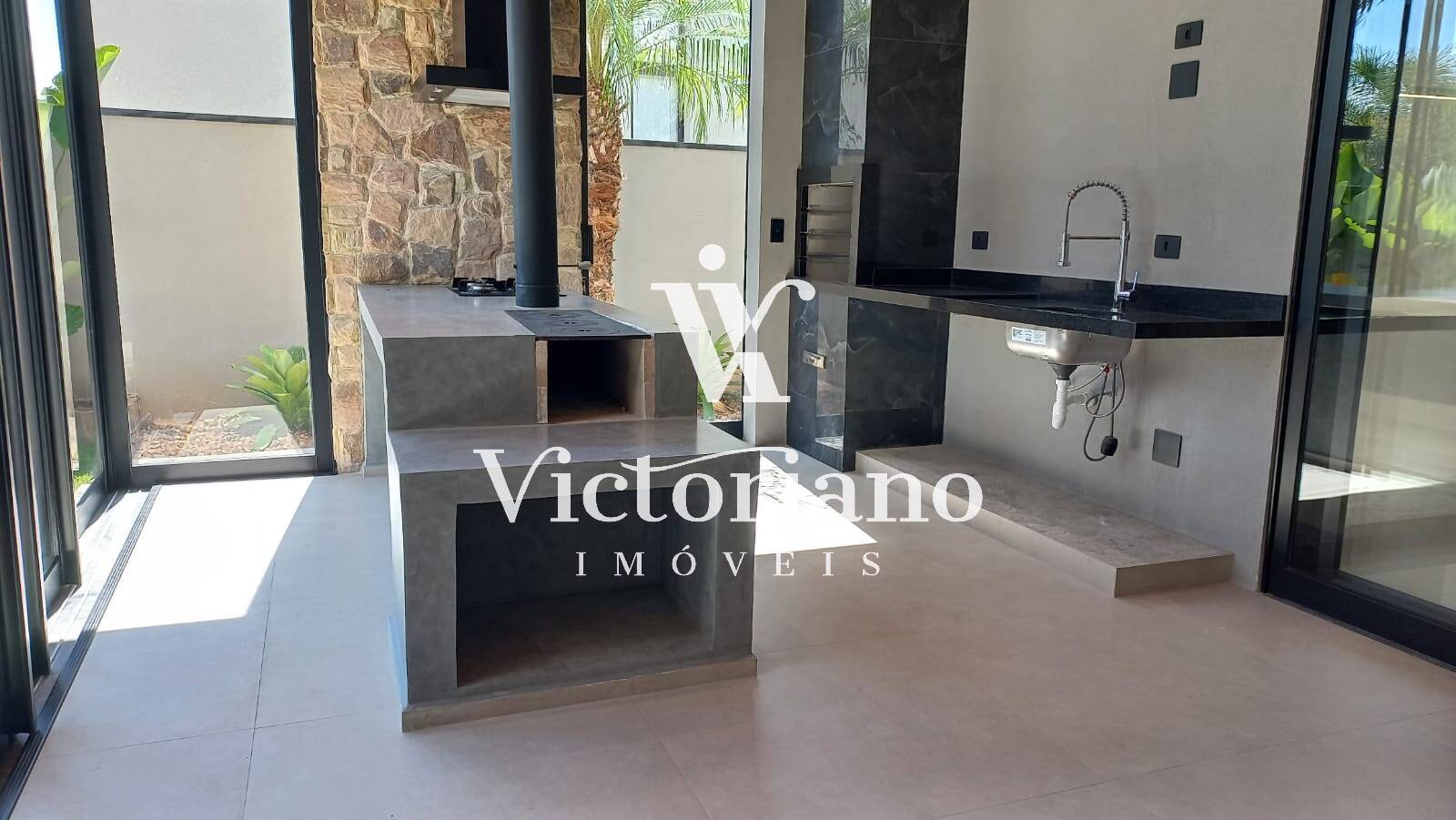 Casa de Condomínio à venda com 3 quartos, 290m² - Foto 18