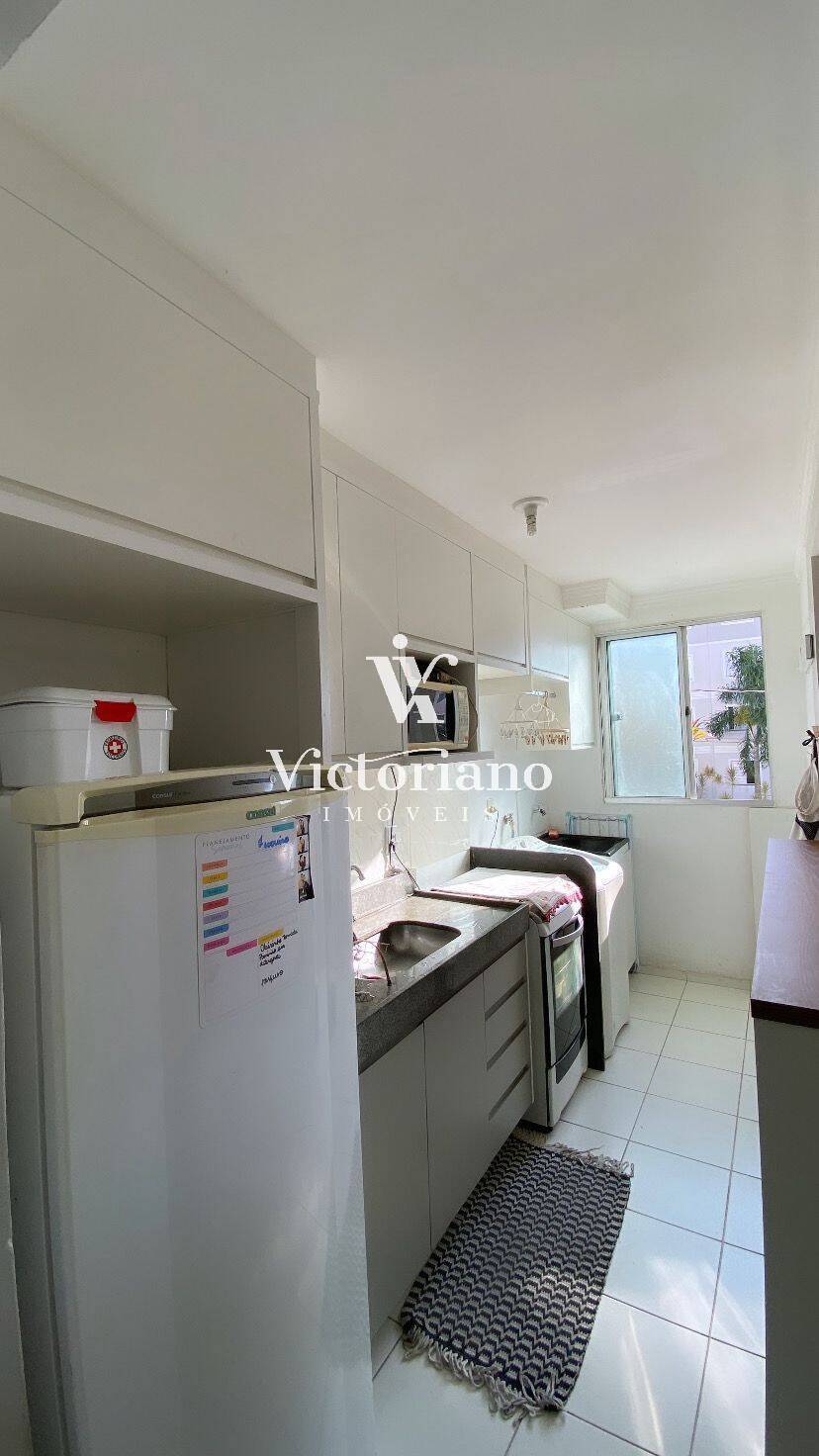 Apartamento à venda com 2 quartos, 43m² - Foto 3