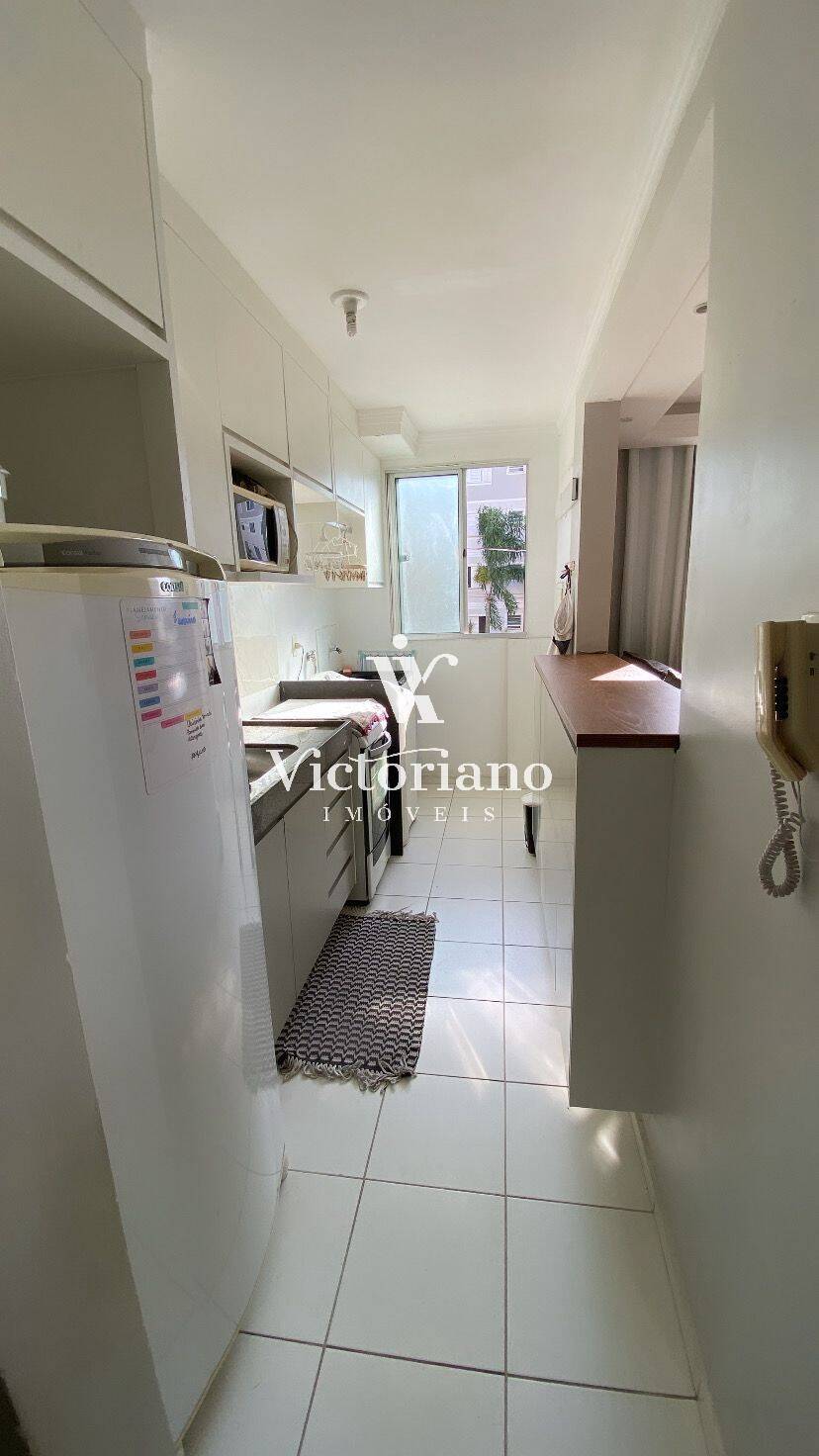 Apartamento à venda com 2 quartos, 43m² - Foto 4