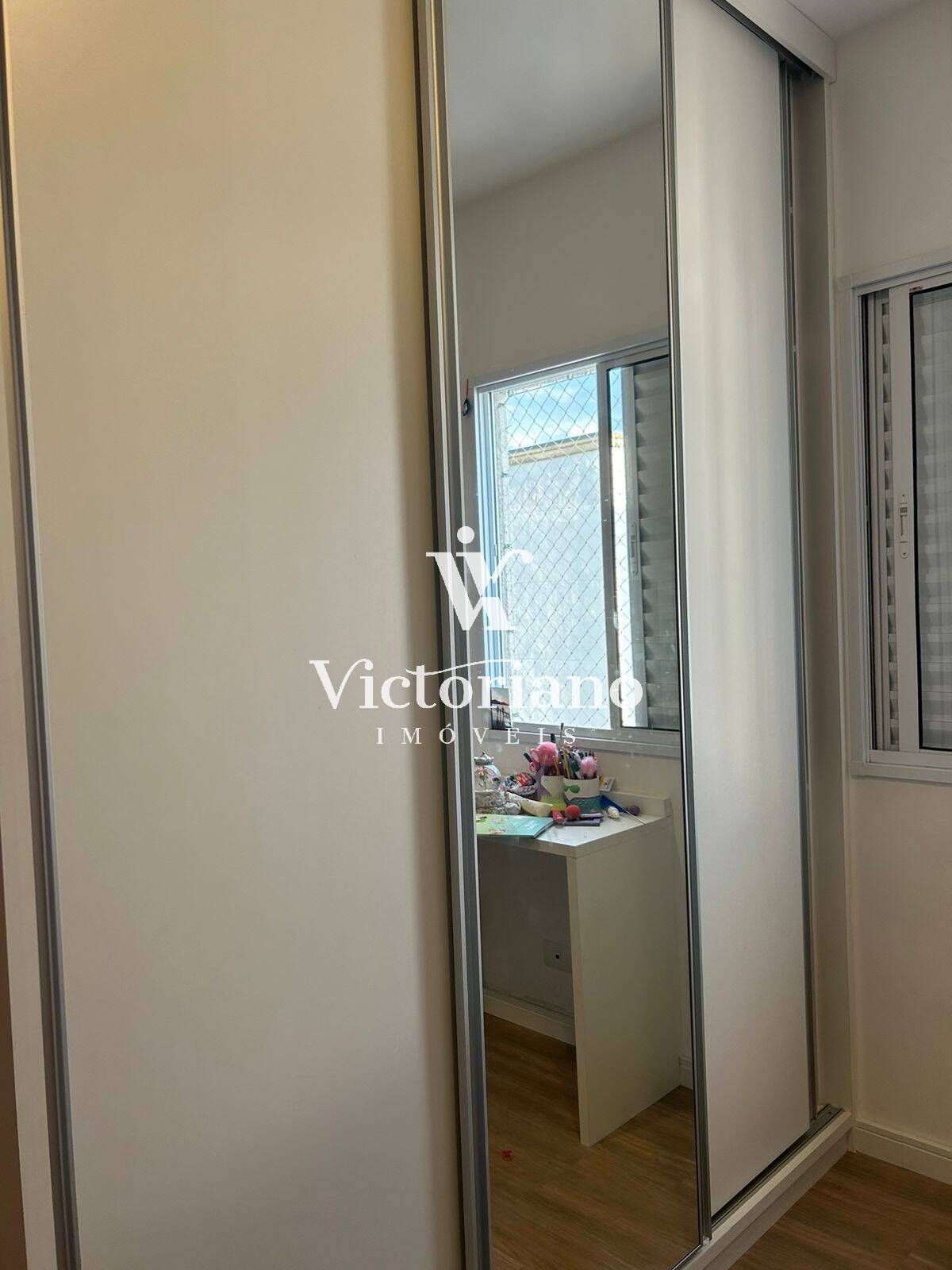 Apartamento à venda com 2 quartos, 64m² - Foto 17