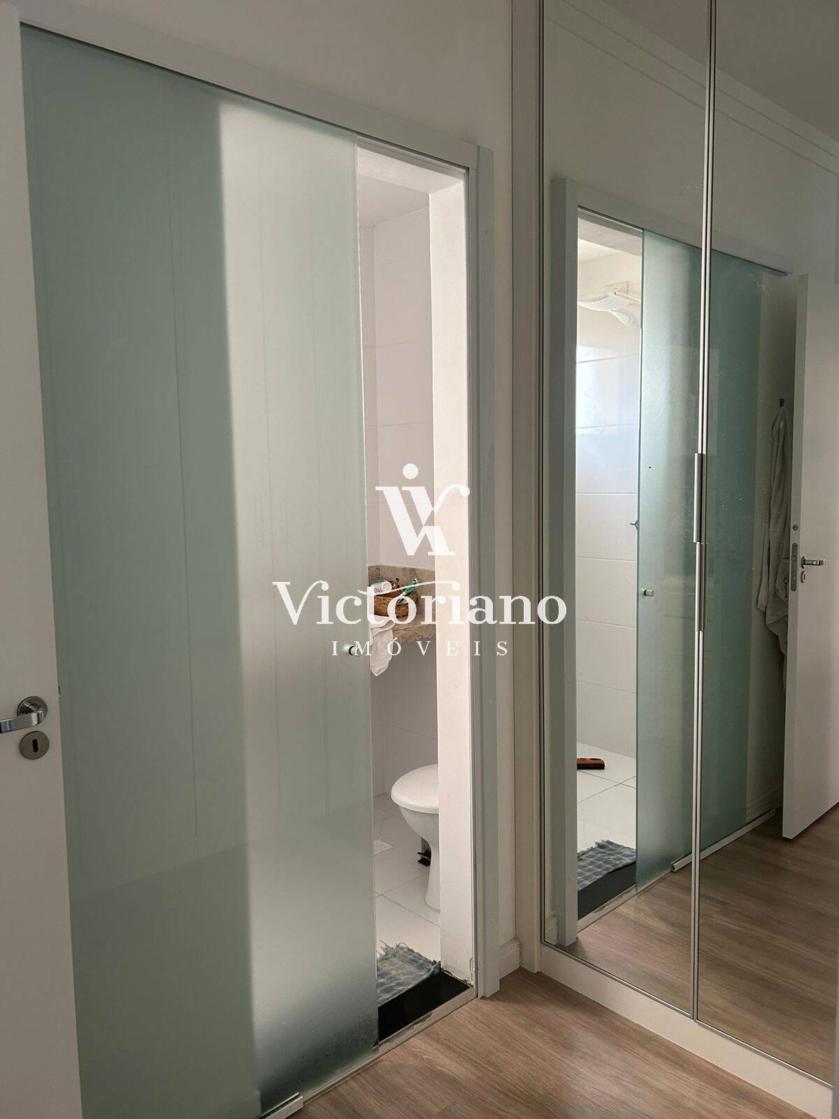 Apartamento à venda com 2 quartos, 64m² - Foto 19