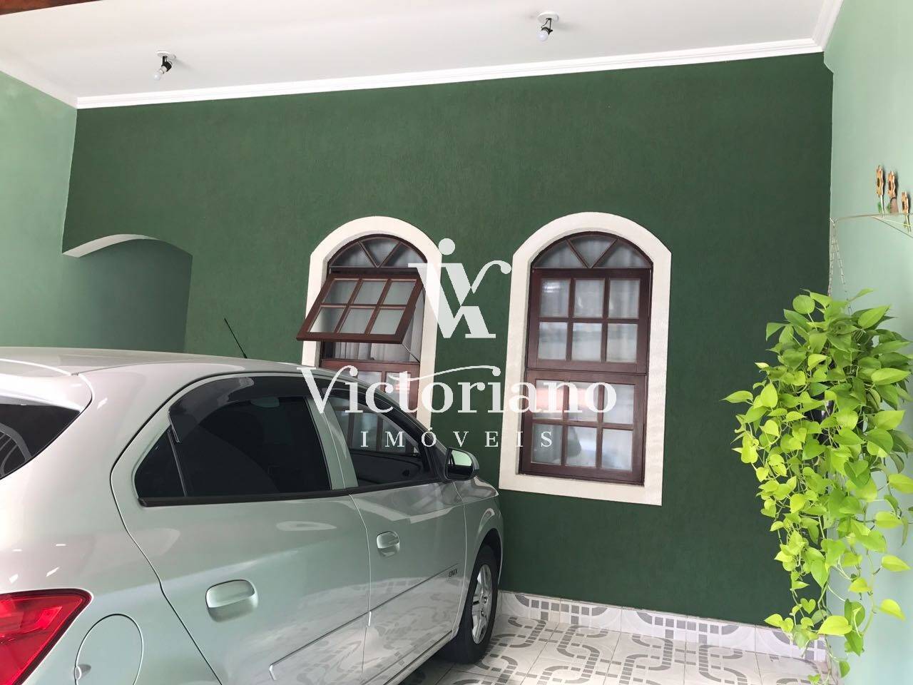 Casa à venda com 3 quartos, 143m² - Foto 2