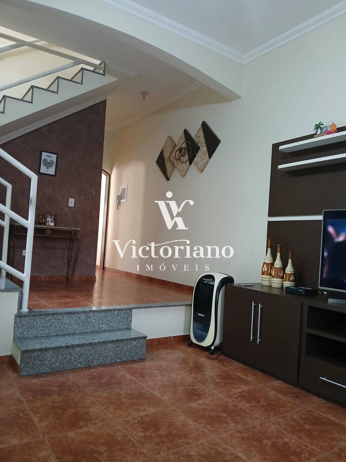 Casa à venda com 3 quartos, 143m² - Foto 3