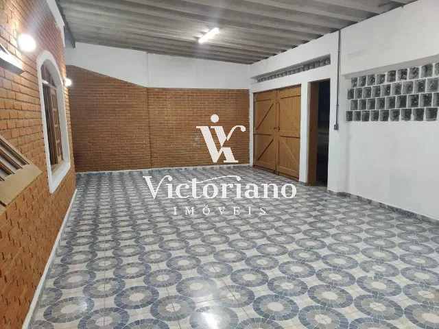 Casa à venda com 3 quartos, 170m² - Foto 1