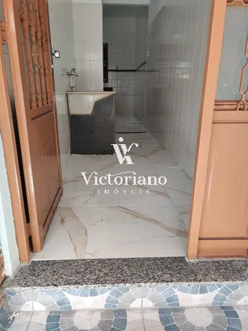 Casa à venda com 3 quartos, 170m² - Foto 11