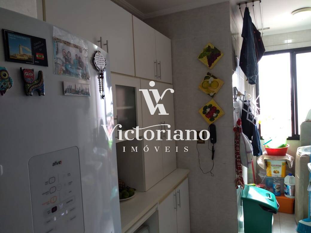 Apartamento à venda com 3 quartos, 90m² - Foto 4