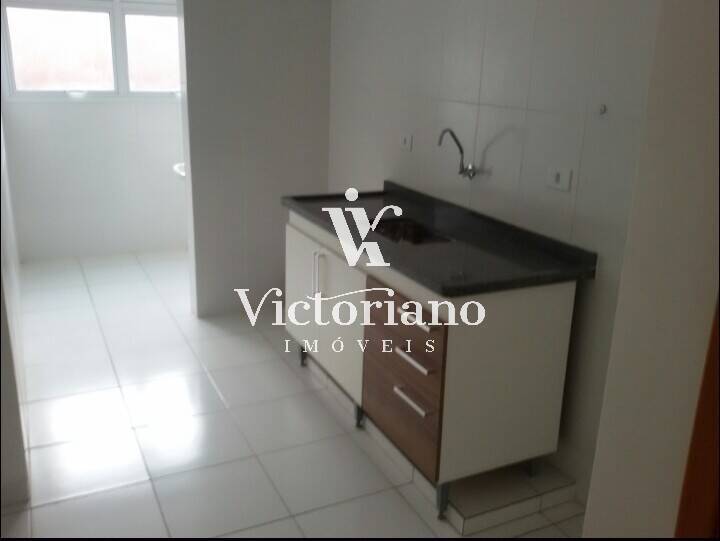 Apartamento à venda com 2 quartos, 68m² - Foto 5