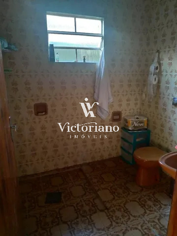 Casa à venda com 4 quartos, 250m² - Foto 13