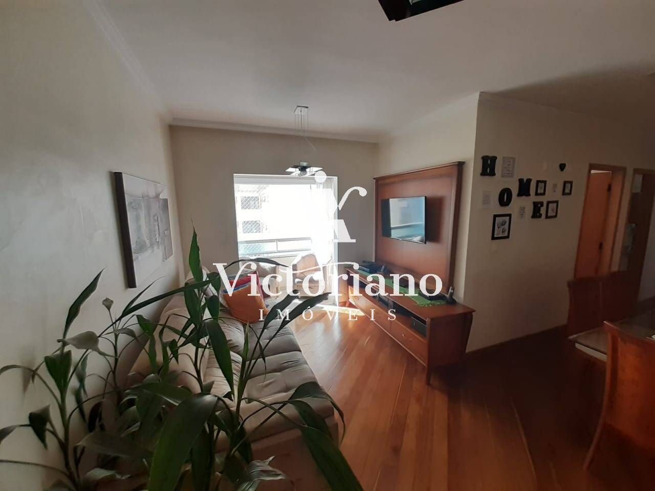 Apartamento à venda com 3 quartos, 93m² - Foto 1