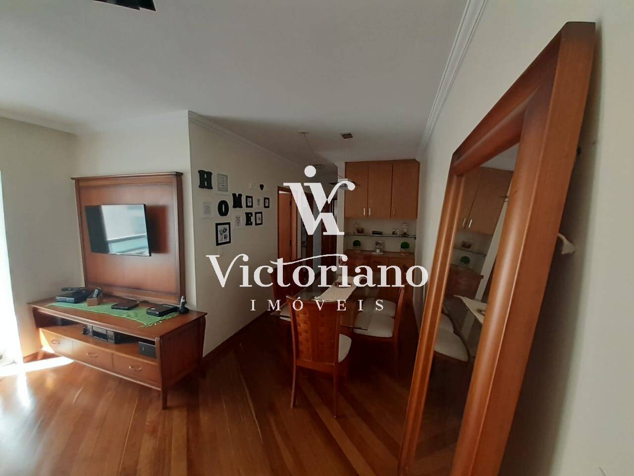 Apartamento à venda com 3 quartos, 93m² - Foto 2