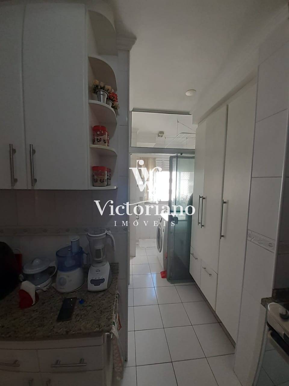 Apartamento à venda com 3 quartos, 93m² - Foto 9