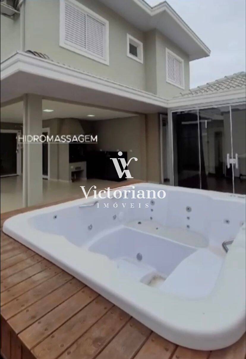 Casa de Condomínio à venda com 3 quartos, 300m² - Foto 12