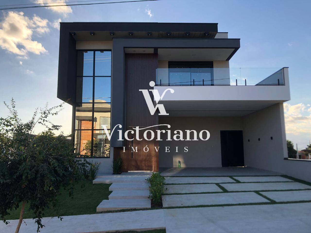 Casa de Condomínio à venda com 3 quartos, 263m² - Foto 2