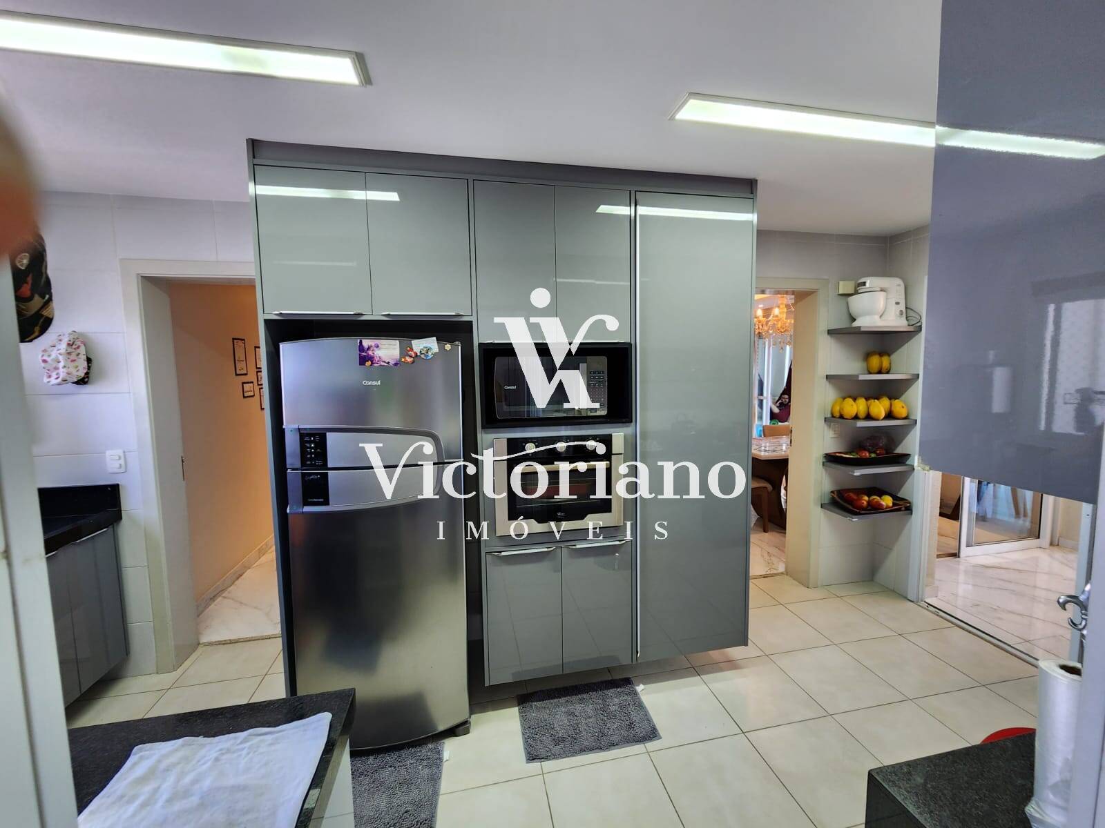 Apartamento à venda com 4 quartos, 190m² - Foto 10