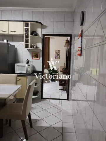 Casa à venda com 3 quartos, 150m² - Foto 4