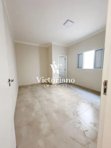 Casa à venda com 3 quartos, 250m² - Foto 7