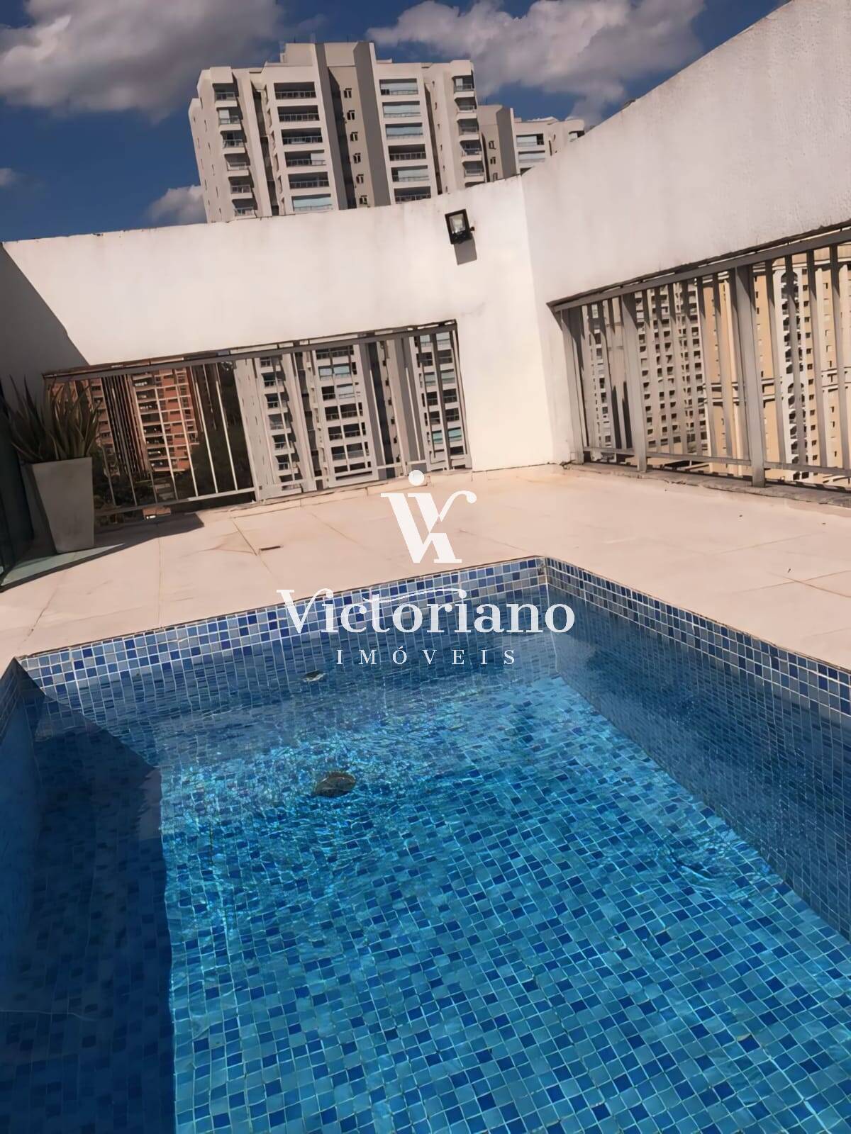 Apartamento à venda com 3 quartos, 240m² - Foto 17