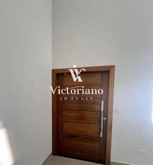 Casa à venda com 3 quartos, 250m² - Foto 4