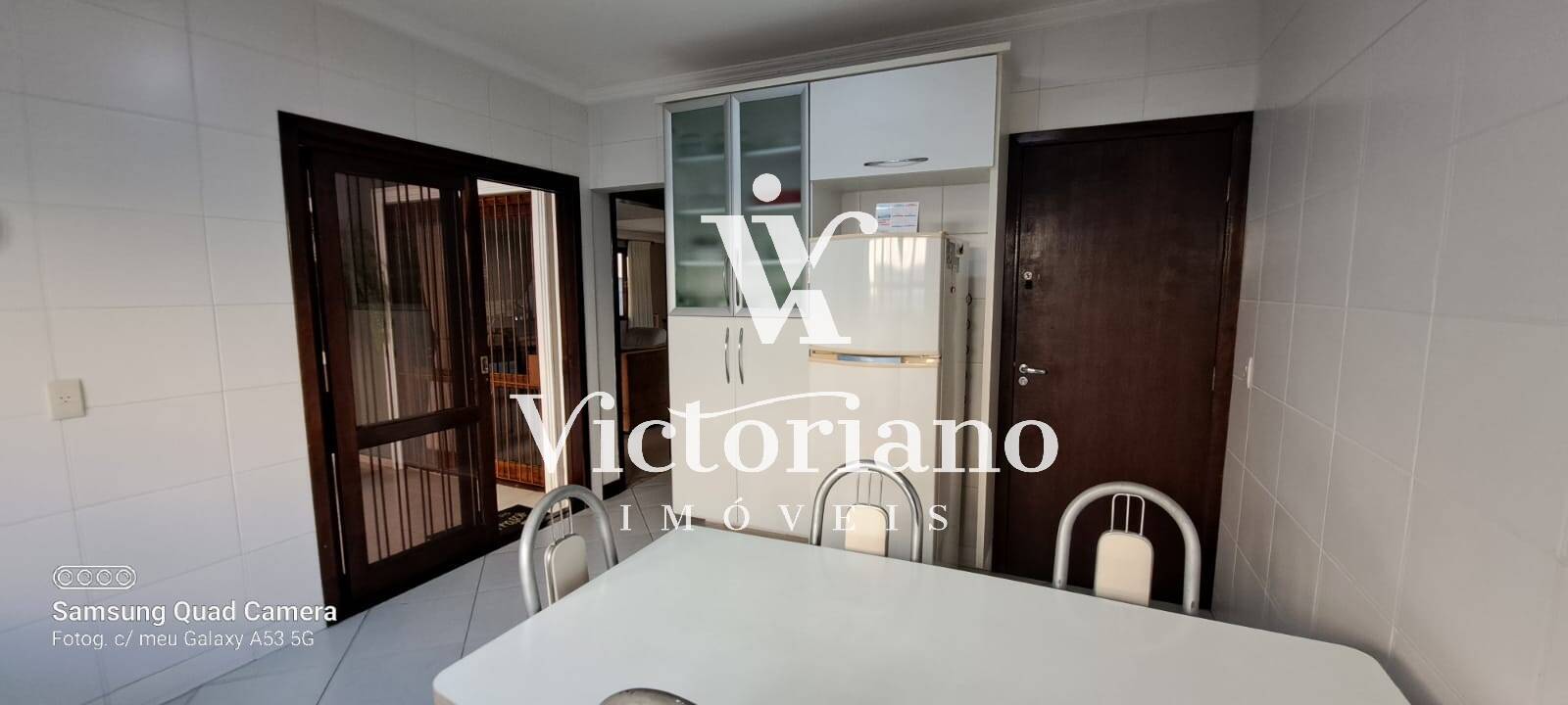 Casa de Condomínio à venda com 4 quartos, 207m² - Foto 7