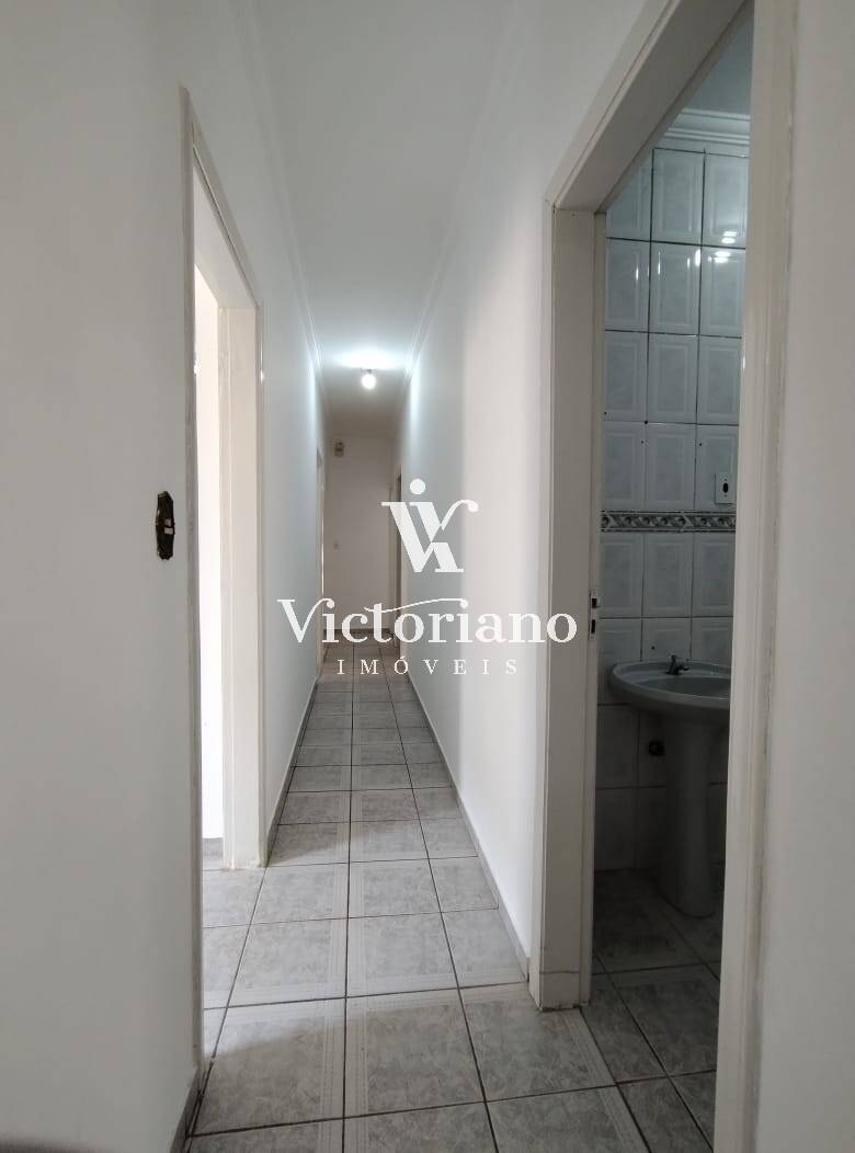 Casa à venda com 4 quartos, 330m² - Foto 12