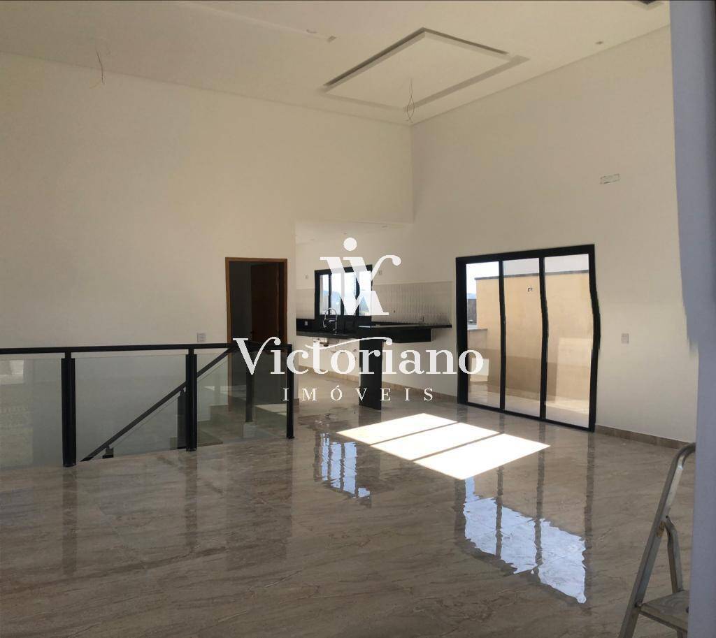 Casa de Condomínio à venda com 3 quartos, 250m² - Foto 4