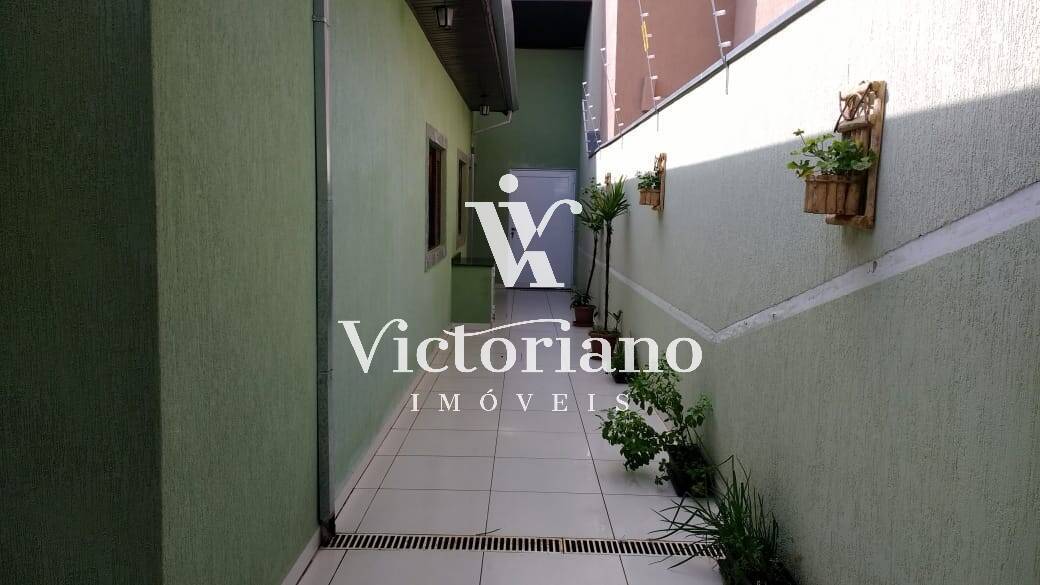 Casa à venda com 3 quartos, 250m² - Foto 53