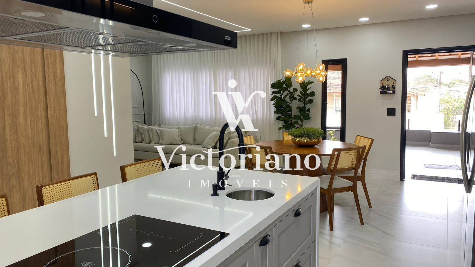 Casa à venda com 3 quartos, 243m² - Foto 22