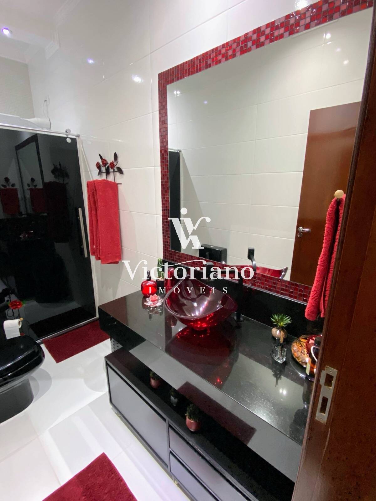 Casa à venda com 2 quartos, 175m² - Foto 17