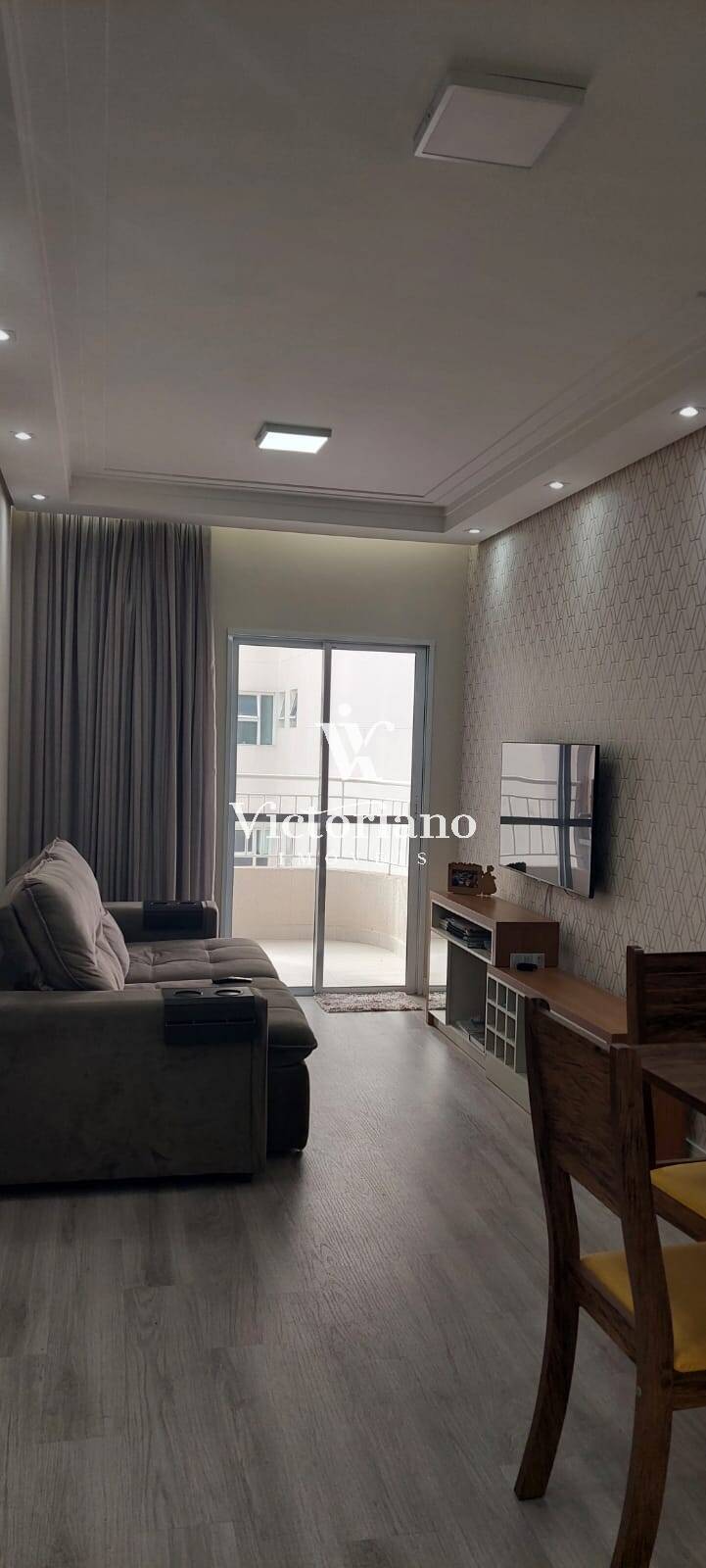 Apartamento à venda com 2 quartos, 64m² - Foto 4