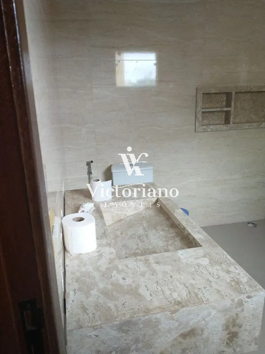 Casa à venda com 5 quartos, 336m² - Foto 17