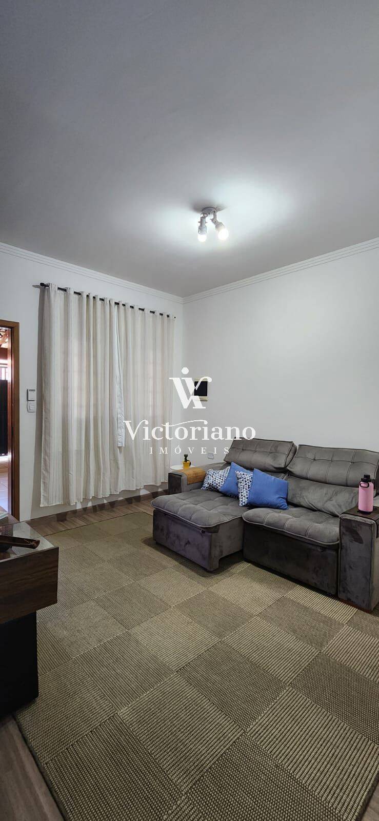 Casa à venda com 2 quartos, 175m² - Foto 3