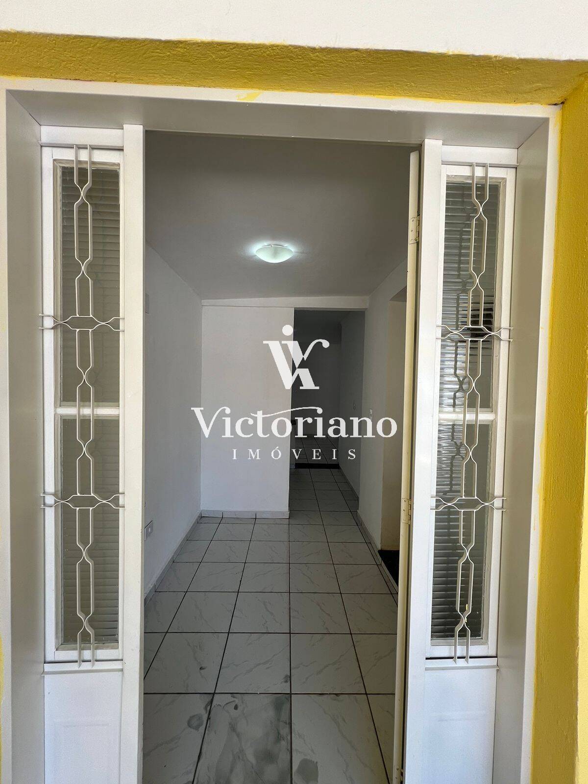 Casa à venda com 3 quartos, 125m² - Foto 3