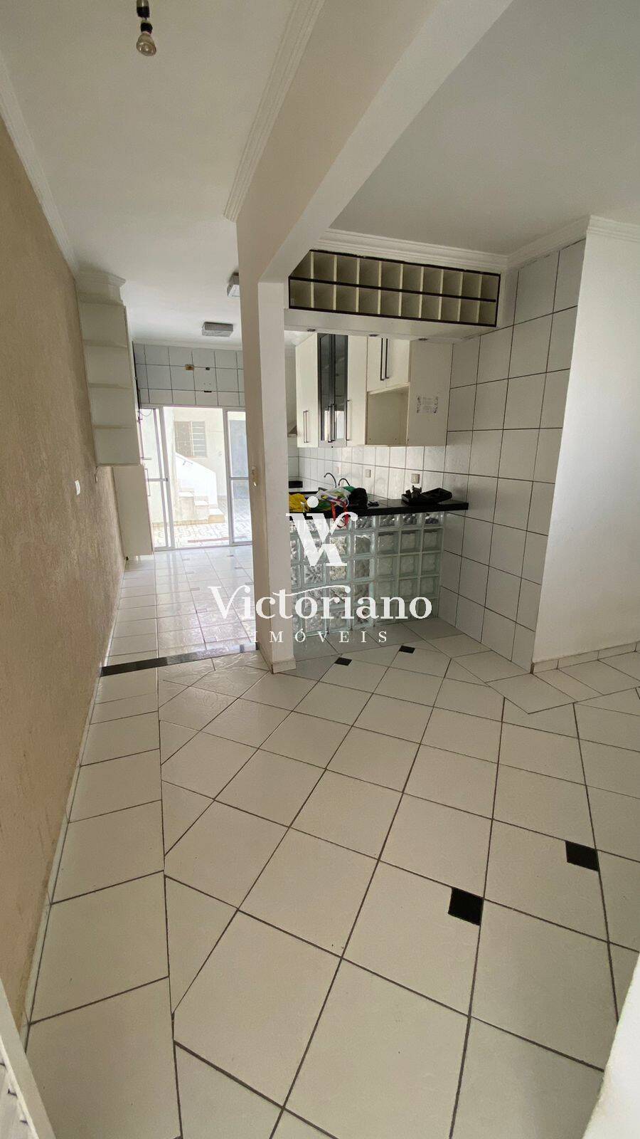 Casa à venda com 4 quartos, 207m² - Foto 9