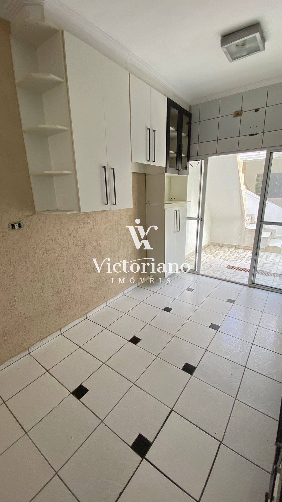 Casa à venda com 4 quartos, 207m² - Foto 12