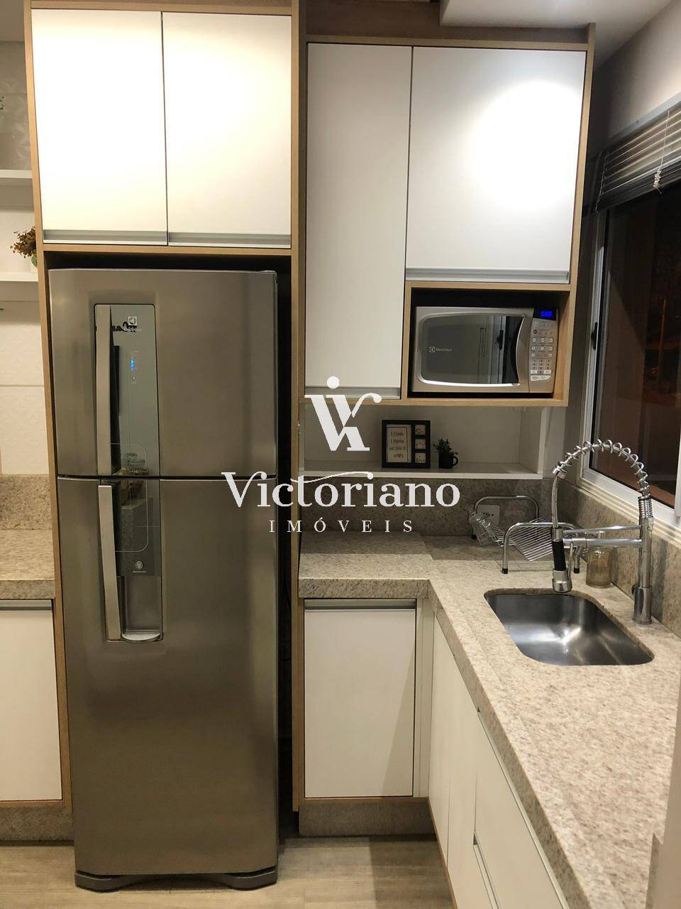 Apartamento à venda com 2 quartos, 74m² - Foto 10