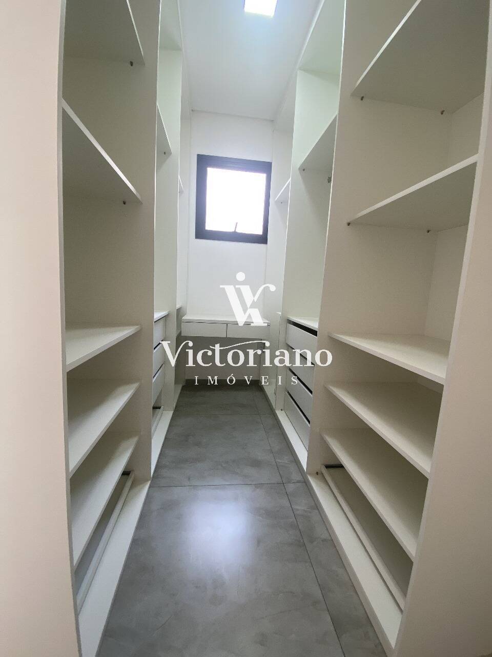 Casa de Condomínio à venda com 3 quartos, 300m² - Foto 32