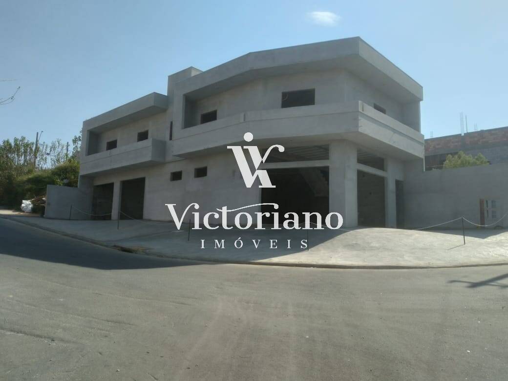 Casa à venda com 4 quartos, 250m² - Foto 7