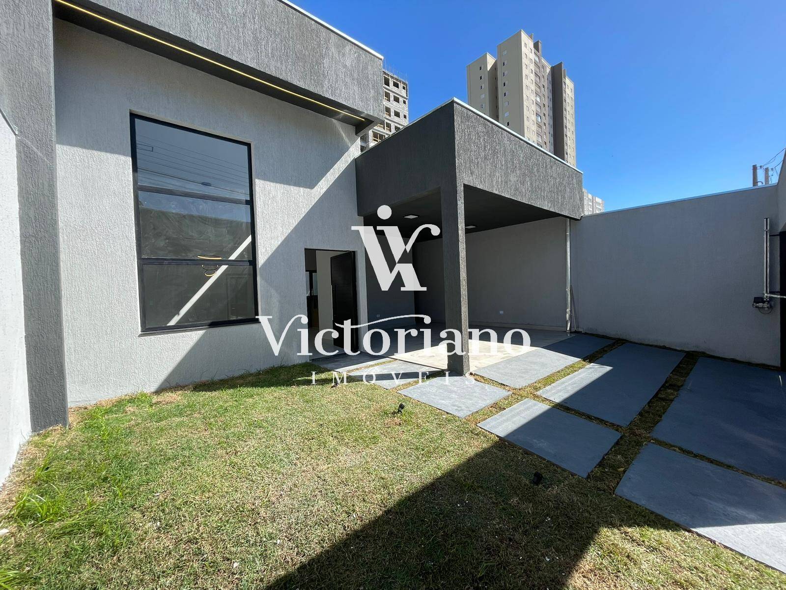 Casa à venda com 3 quartos, 240m² - Foto 4